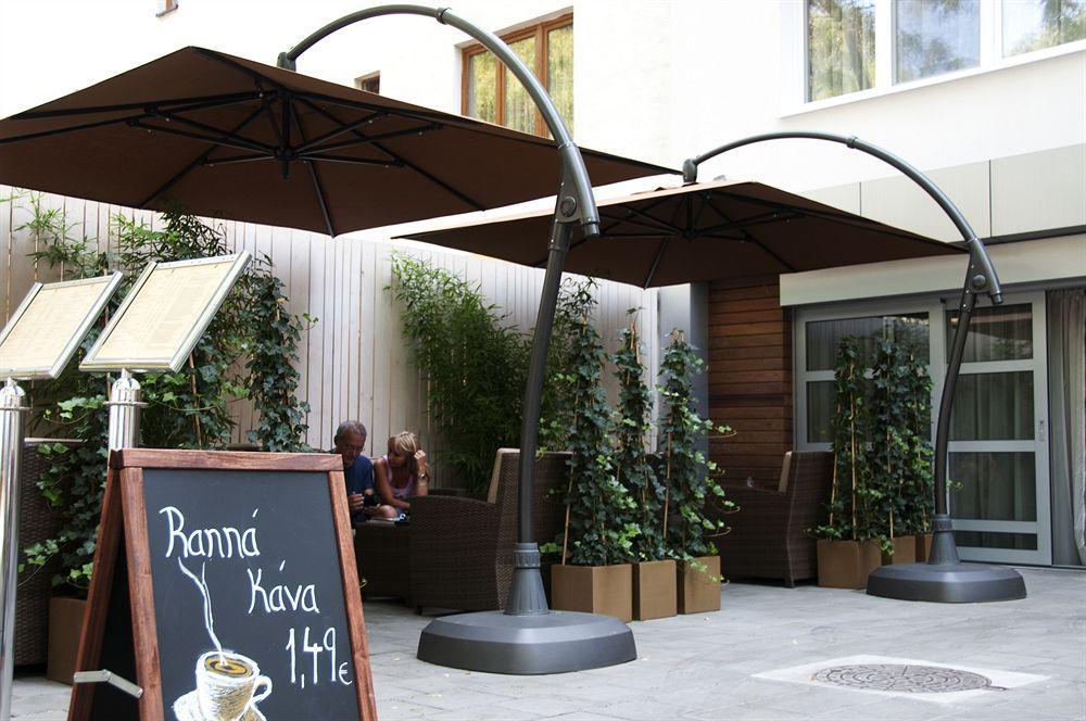 Mama'S Design & Boutique Hotel Bratislava Exterior photo